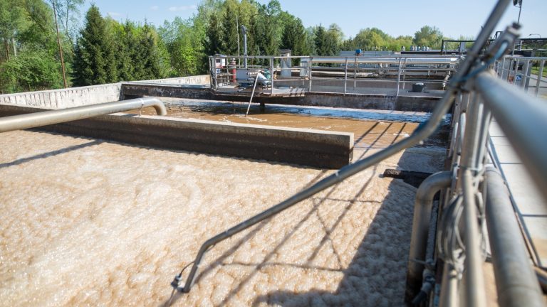 Benefits and Limitations of Carbon Filters for Wastewater Treatment