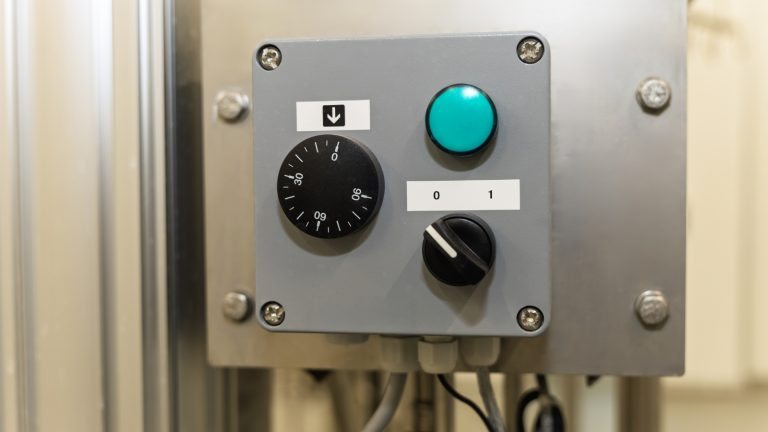 How Does An Industrial Temperature Sensor Work?