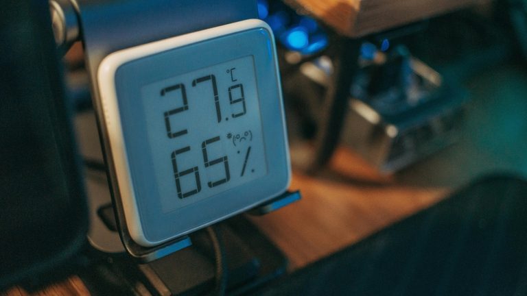 Introduction To Industrial Temperature Sensors In Modern Industry